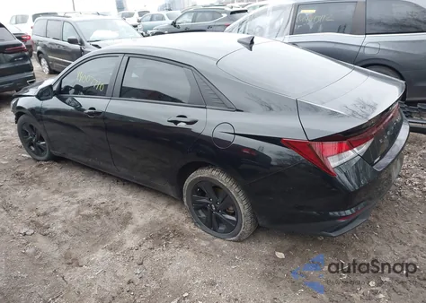 2023 Hyundai Elantra Sel z USA, uszkodzony, nr VIN KMHLM4AG0PU580014